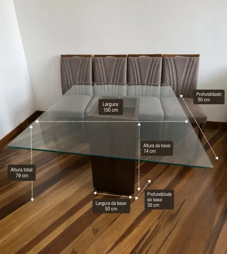 Mesa de jantar moderna com tampo de vidro e 4 cadeiras estofadas