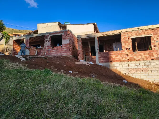2 CASAS BAIRRO AMAZÔNIA COM 01 QUARTO SALA COZINHA BANHEIRO VARANDA E AREA SERVIÇOS 1 GAR