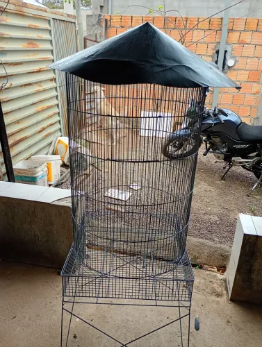 Vende -se um viveiro