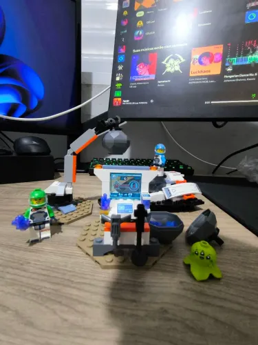 Lego Spaceship and Asteroid Discovery (60429)
