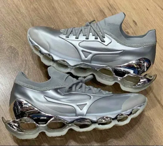 Mizuno sorayama