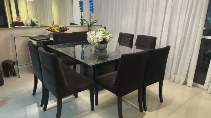 mesa de jantar quadrada 8 lugares