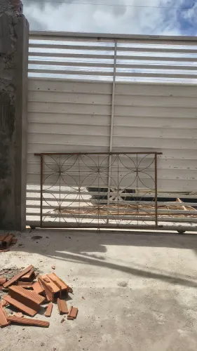 Grade p janela, em ótimo estado