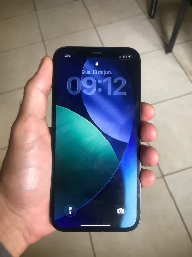 iPhone 12