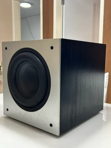 Subwoofer Polk Audio PSW404 10? - Excelente Estado