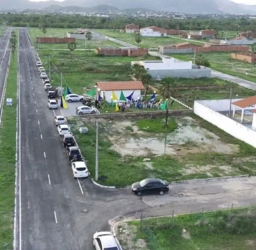 Repasse de lote 5,13 X 25m. Parcela de 413 reais