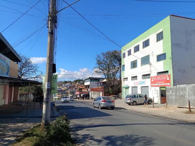 Loja Comercial 112 m² com 2 Banheiros - Av. Senhor do Bom Fim - São Benedito