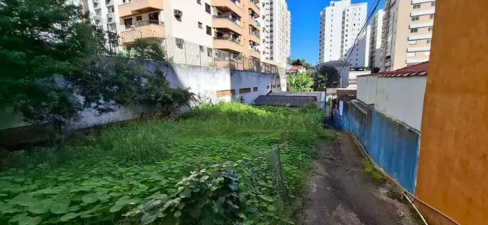 Terreno para Alugar no Centro de Florianópolis.