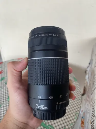 Lente Canon EF 75-300