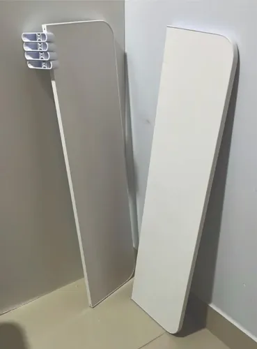 Prateleiras Brancas 90X25 com Suporte Branco e pontas arredondas