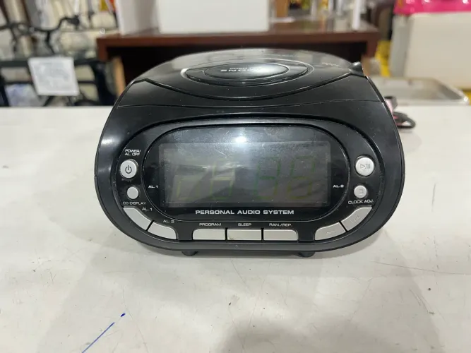 Rádio/Relogio Preto Vicini