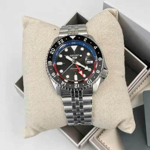 Seiko 5 Sports GMT SSK019 Automático Pepsi - Novo e Original
