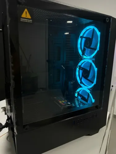 Gabinete stratus mesh + 3 fans controladore e controle