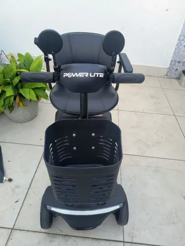 Scooter Motorizada Elétrica até 120kg Dobrável