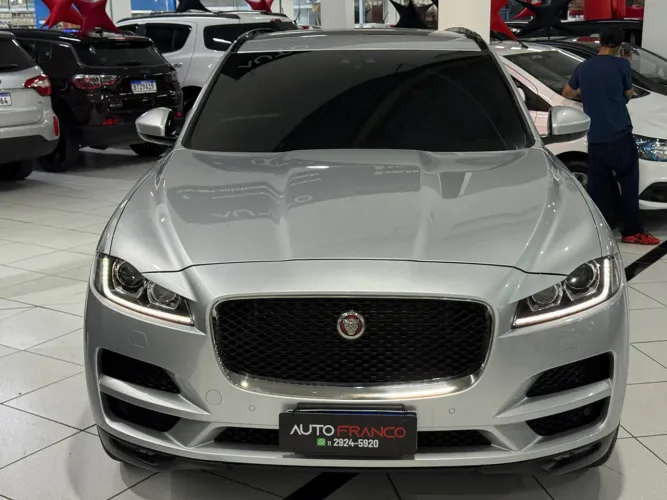 Jaguar F-Pace 2.0 Prestige 250cv Aut. 2019