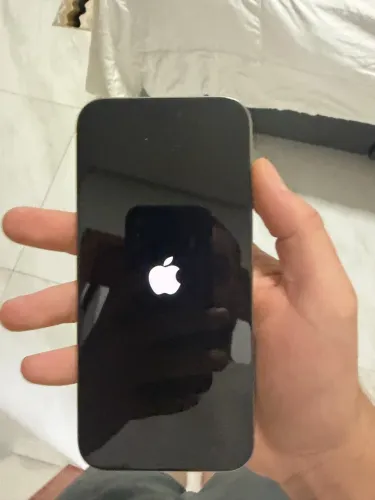 iPhone 16 Pro Max 256GB Natural Titanium | 98% bateria | SEM RISCOS