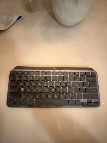 Logitech MX Keys Mini - LEIA A DESCRIÇÃO - Funcionando Perfeitamente