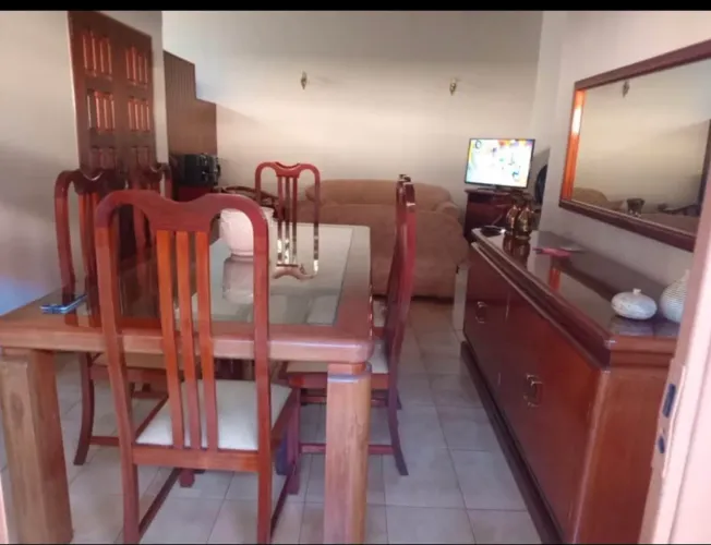 Conjunto mesa, rack e espelho