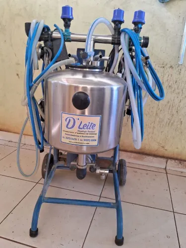Vendo Ordenha 3 conj. e  Transferidor de leite 