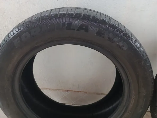 Pneu Pirelli evo  205/ 55 aro 16 