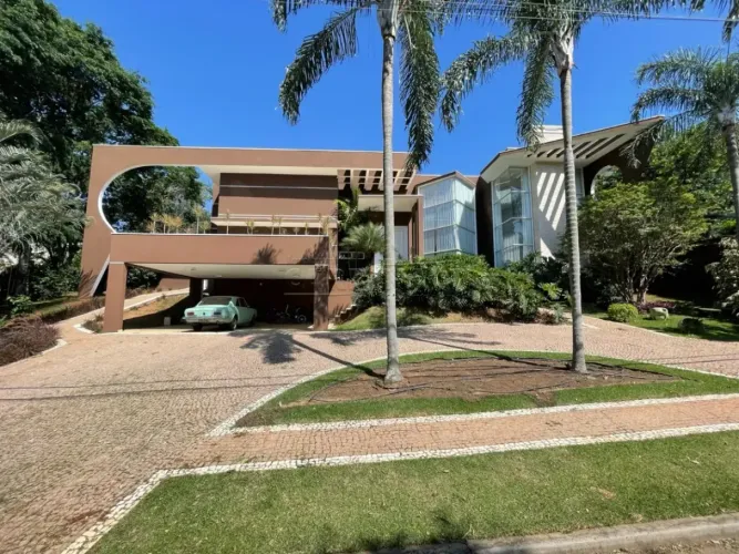 Casa para locação no condomínio Loteamento Alphaville Campinas, com 630m2 de construção e
