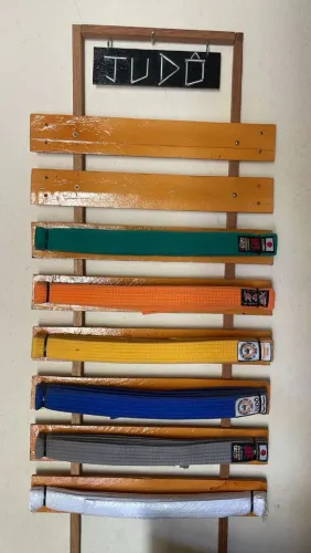 Porta/organizador de faixa