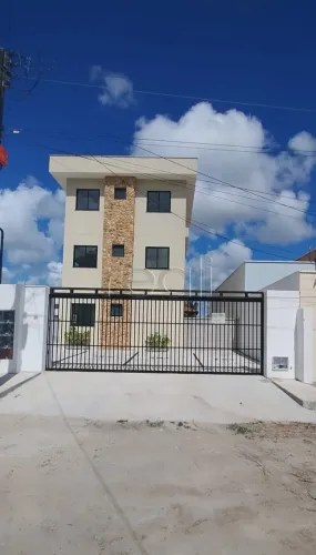 Prédio Residencial à Venda com 06 Apartamentos