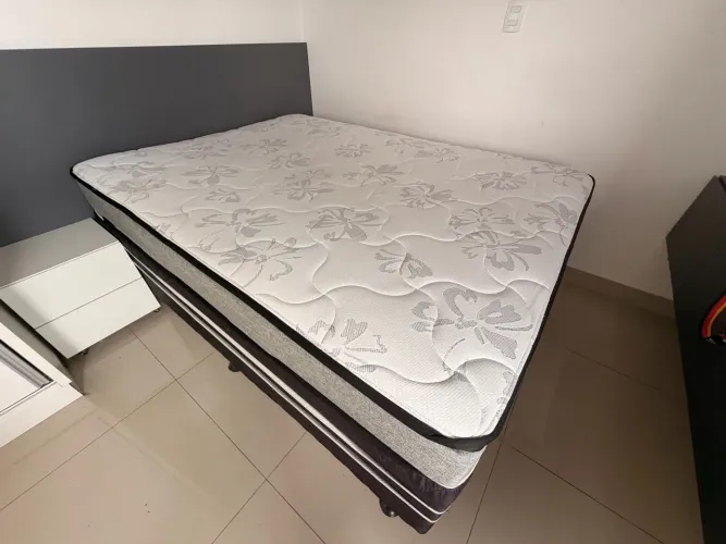 Colchão de Casal com molas ensacadas
