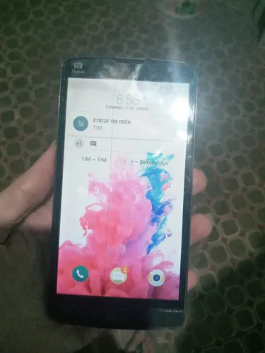 CELULAR LG BELLO