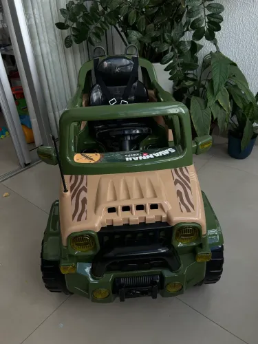 Carrinho de Passeio com Pedal Savannah Diipi - Calesita