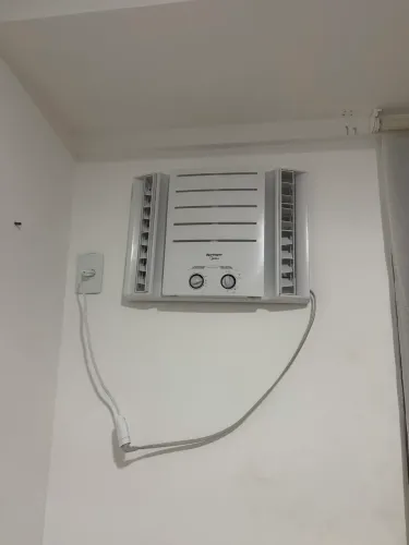 Vendo ar condicionado novo com apenas 3 meses de uso. 