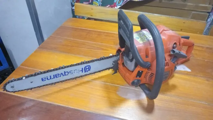 Husqvarna 236