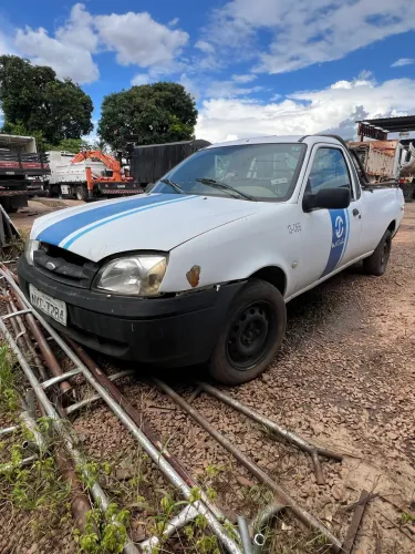 Ford Courier 1.6 L/ 1.6 Flex 2009