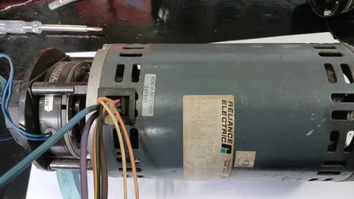 Motor brushless da árvore fresadora Dynamectronics BDC-T330-BOL