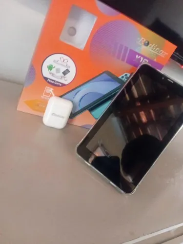 Tablet rodicar, 256 Gb e 8 de ram com fone carregador e otg