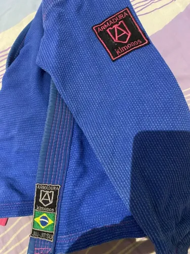 Kimono Jiu Jitsu Feminino Armadura Azul Royal A0 - Usado em ótimo estado