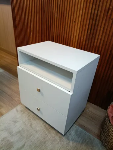 Mesa de cabeceira