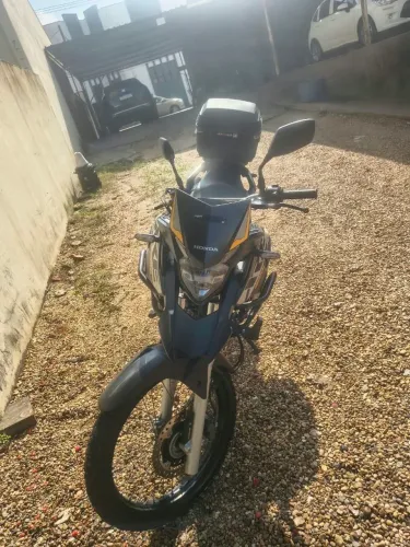 Honda XRE 300 Flex 2023 adventure ?