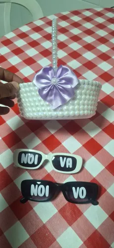 Kit cesta para pétalas + óculos noivos 