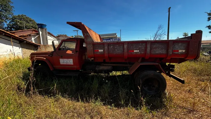 Chevrolet D60 Diesel Na Caçamba - Relíquia / Para Restaurar Ou Peças