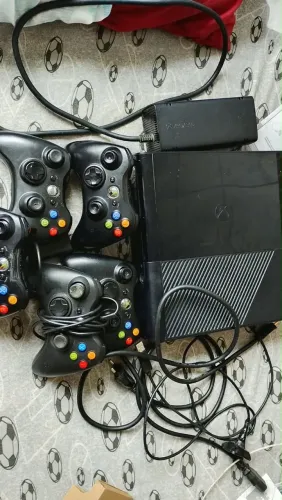 Vendo XBOX 360