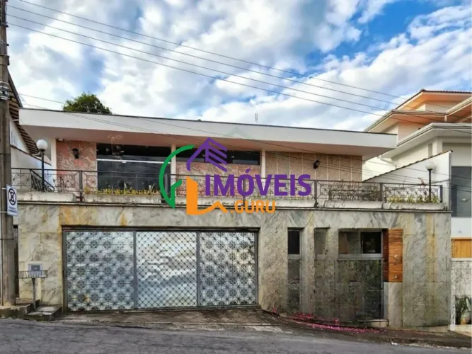 SOBRADO - JARDIM DOS ESTADOS - MG