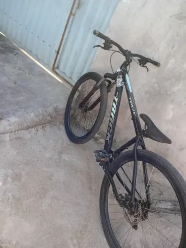 Vendo bicicleta track 300 reais