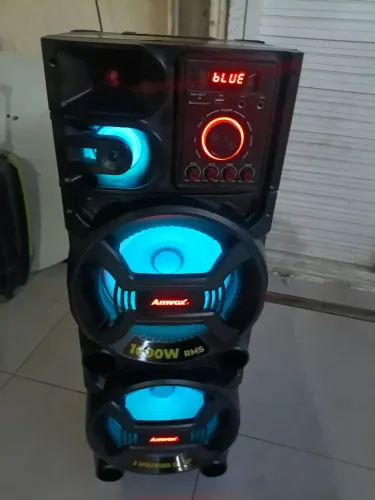 Caixa de som anvox 1000 watts de potência!