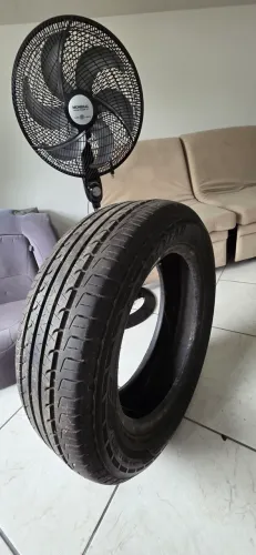 Pneu 215 60 R17 Goodyear