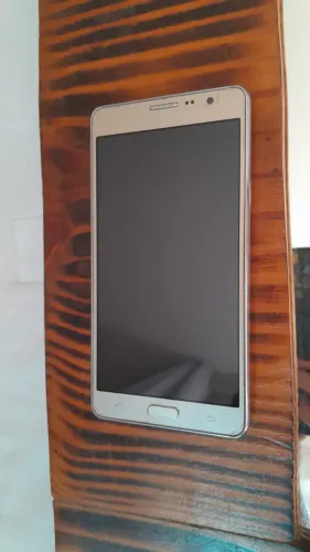 Samsung galaxy on7 sm G600FY para peças ou conserto