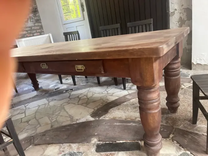 Mesa de madeira 10 lugares