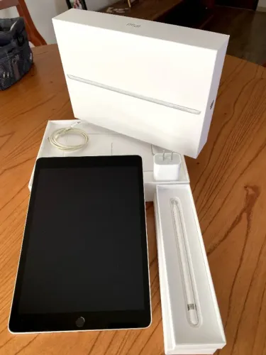 Kit iPad 9 64GB + Apple Pencil 1 - Estado de Novo (Sem Marcas, Com Caixa)