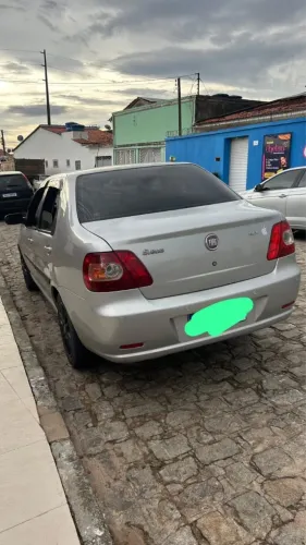 Fiat Siena HLX 1.8 MPI Flex 8V 4P 2007