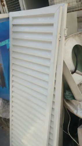 ? PORTA DE ALUMÍNIO BRANCA USADA ? R$ 180,00